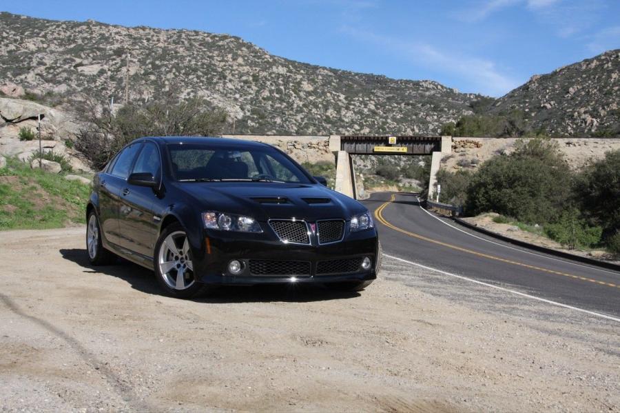  Pontiac G8 2008 года  (фото 18 из 85)